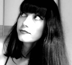 Cállate y escucha - cara Fátima