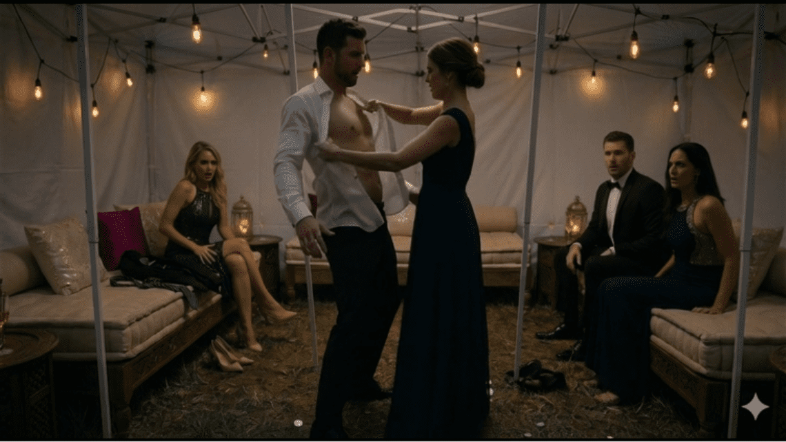 Dos parejas SW y una chica unicornio están en una carpa en una fiesta swinger. Una de las mujeres está arrancándole la camisa a su pareja.